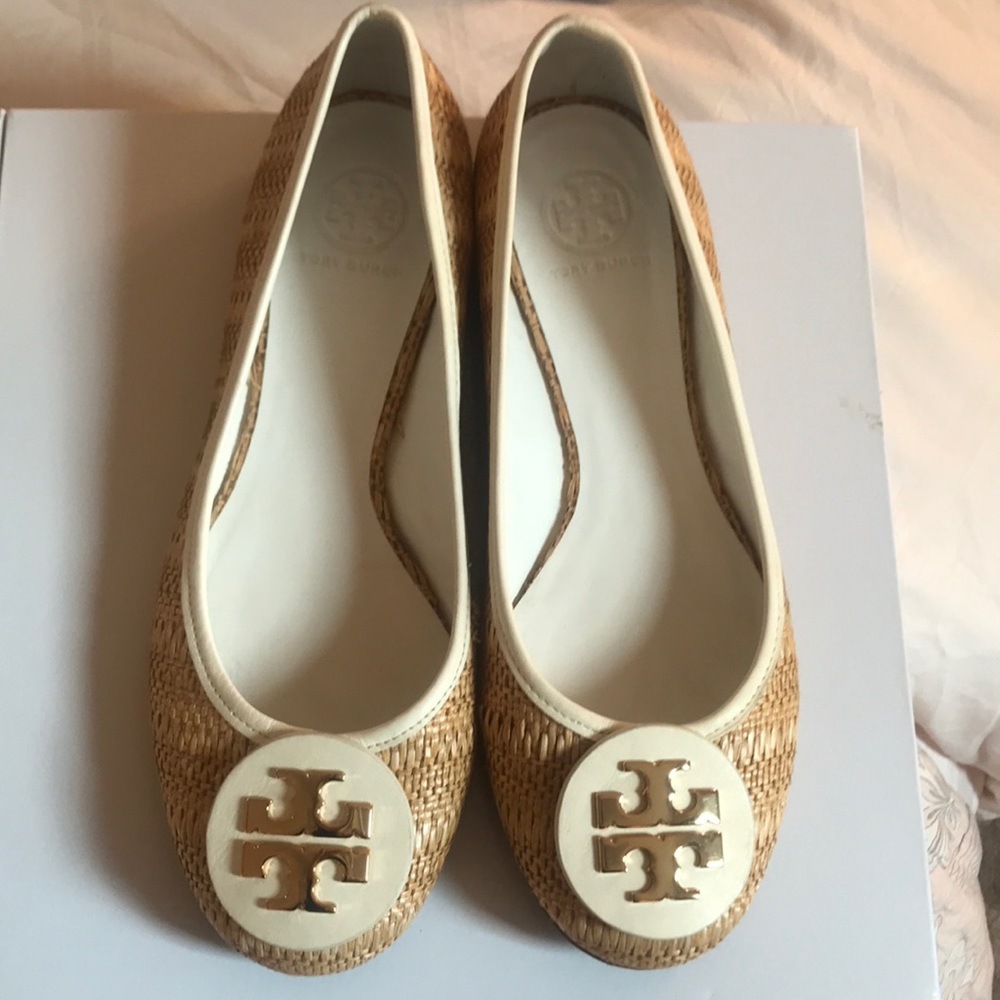 Tory Burch Reva Raffia Straw Logo Ballet Flats
